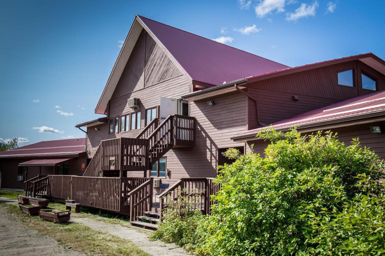 Bedrock Motel Mayo Exterior foto